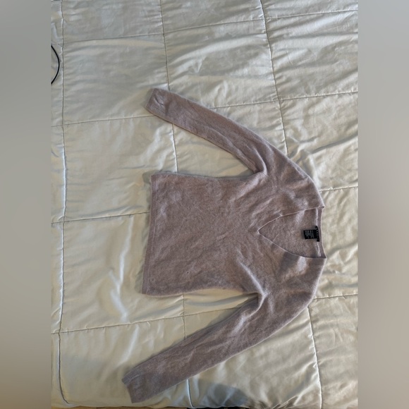 Theory Cashmere Sweater Size XS - Picture 4 of 11